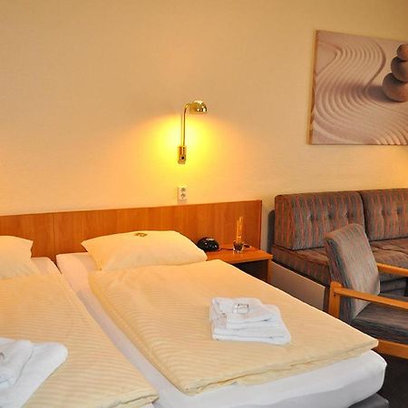 Gaestehaus Lietzow & Stoertebeker Camp Dış mekan fotoğraf